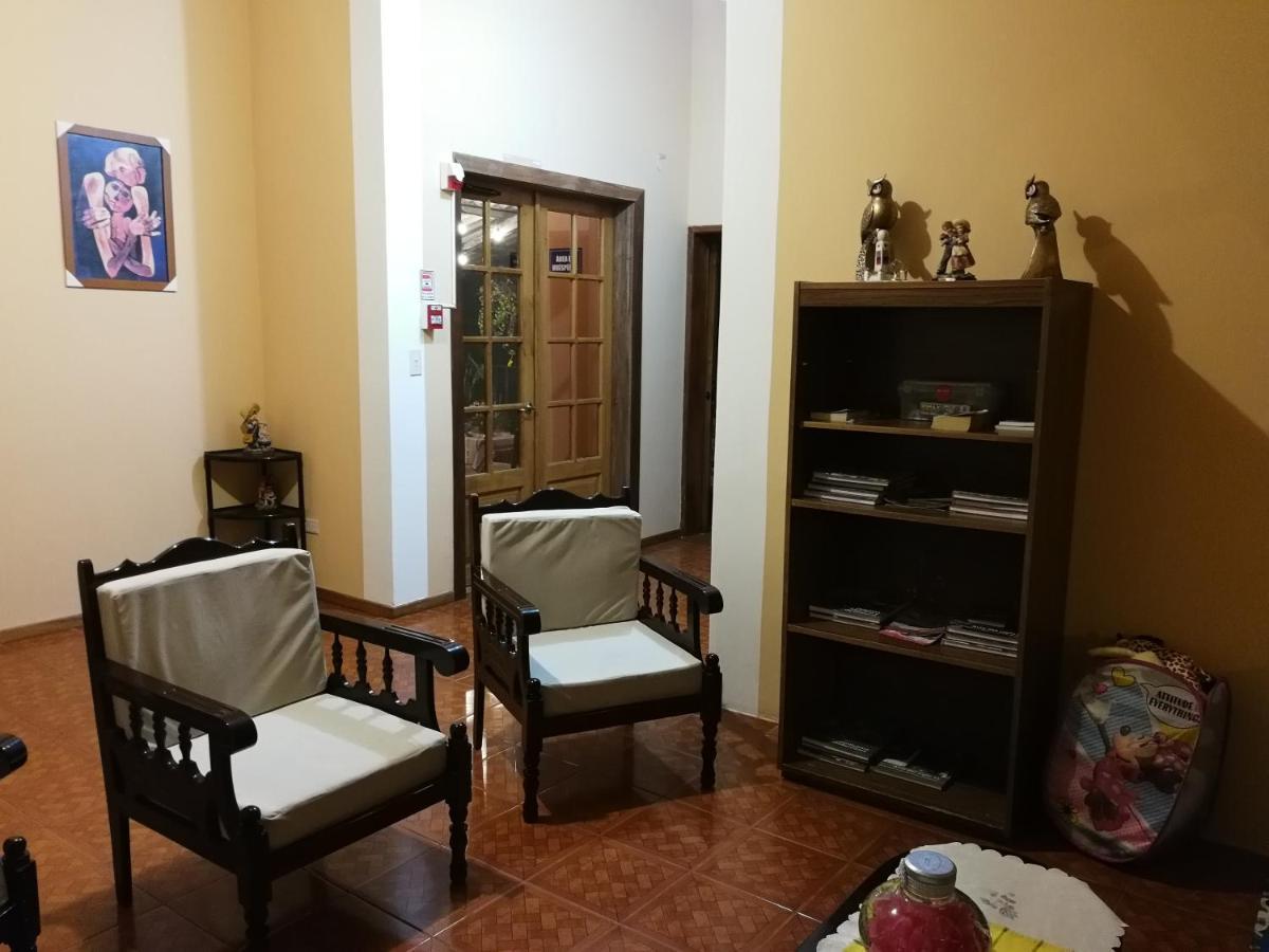 Chapelet Hostal 塔巴贝拉 外观 照片