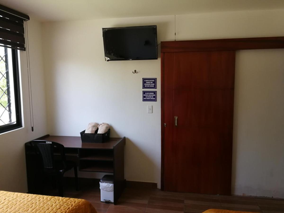 Chapelet Hostal 塔巴贝拉 外观 照片