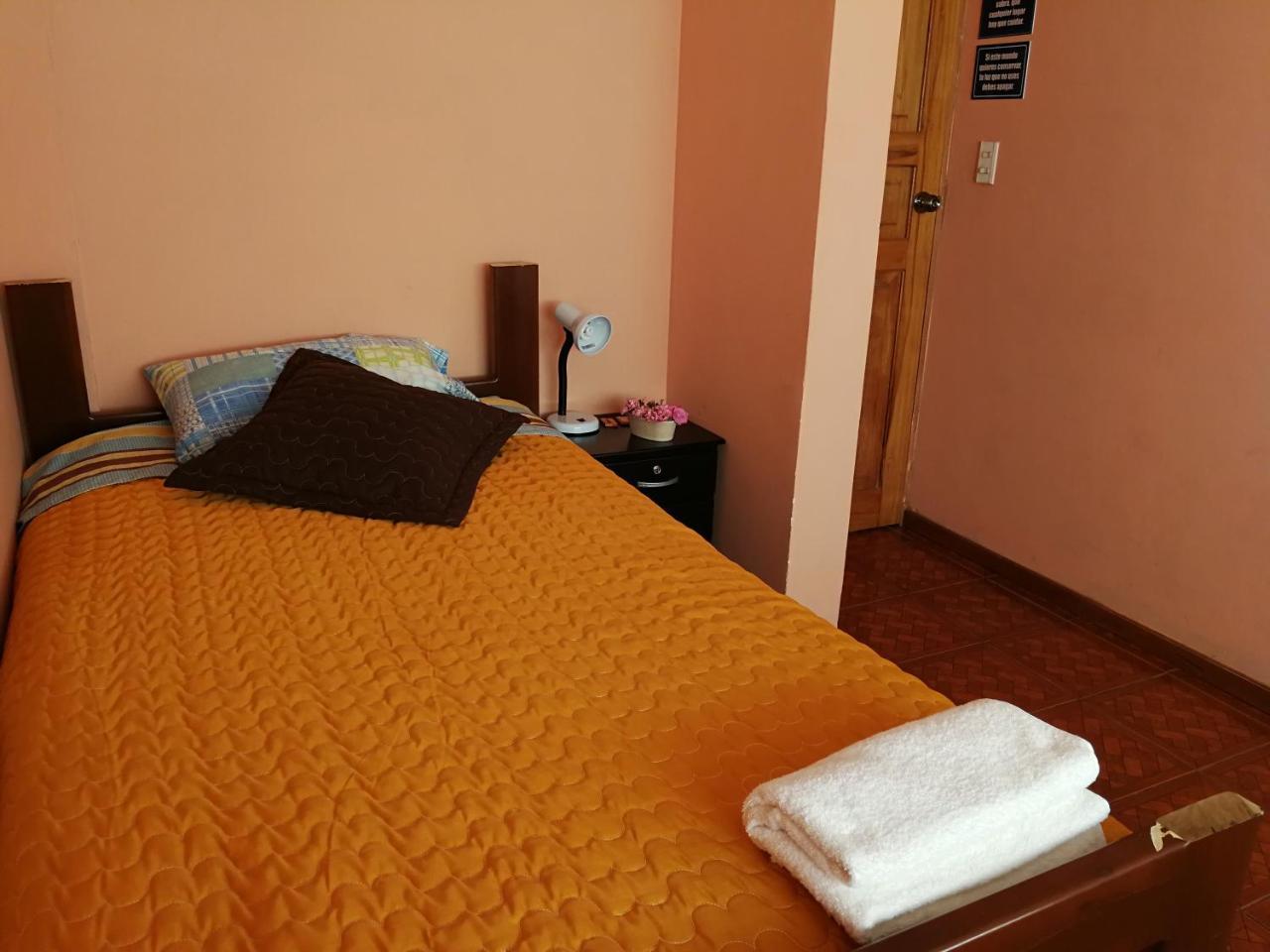 Chapelet Hostal 塔巴贝拉 外观 照片