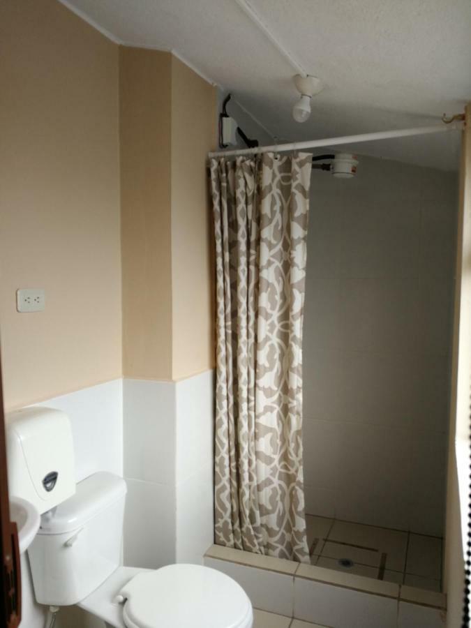 Chapelet Hostal 塔巴贝拉 外观 照片