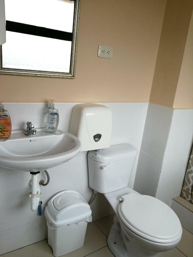 Chapelet Hostal 塔巴贝拉 外观 照片