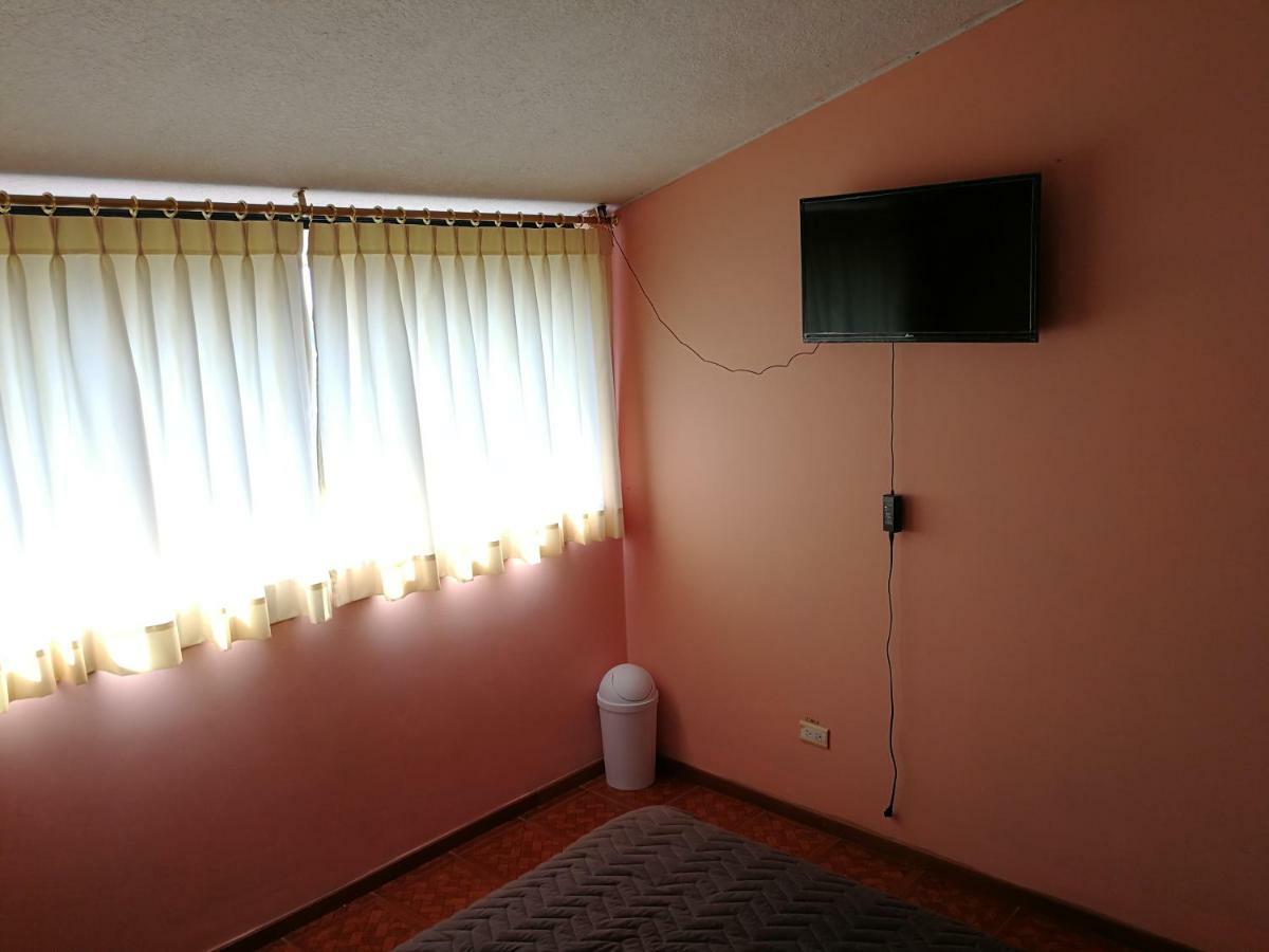 Chapelet Hostal 塔巴贝拉 外观 照片